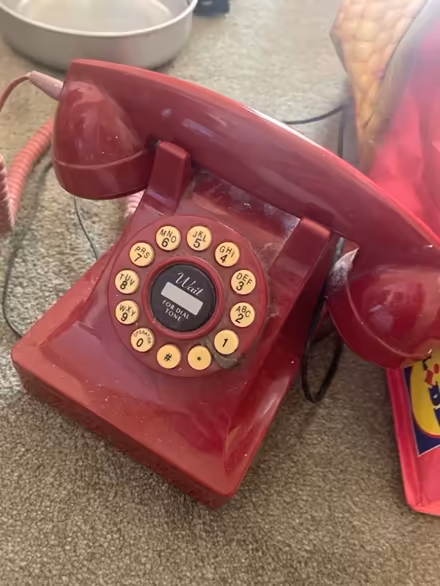 Photo of free Retro looking landline phone (Blacklands TN34) #1