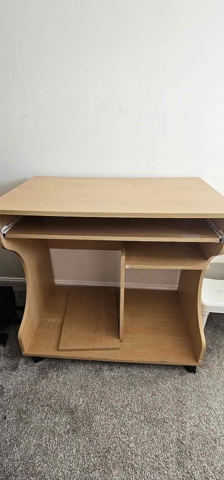 Photo of free Used computer desk (East Kilbride G75) #2