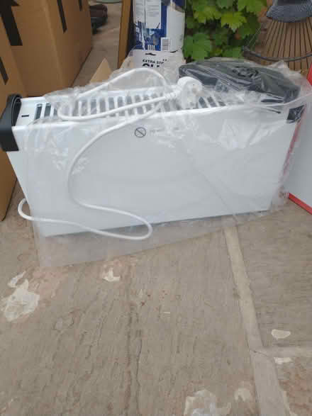 Photo of free Electric convector heater, as new (North Wootton BA4) #2