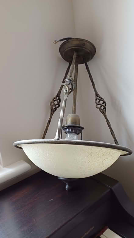 Photo of free Light fitting. (Charlton OX12) #1