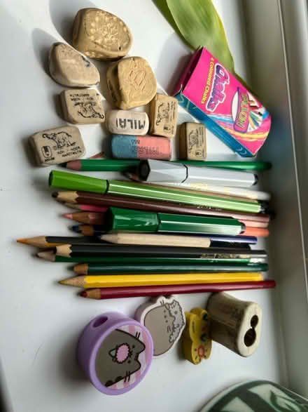 Photo of free Drawing materials & Sticky notes (Hanworth Park TW13) #1