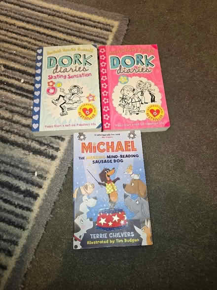 Photo of free 3 reading books kids (West Croydon CR0) #1