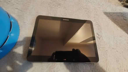 Photo of free Samsung Tablet - for spares/repair only (Wolverton MK12) #1