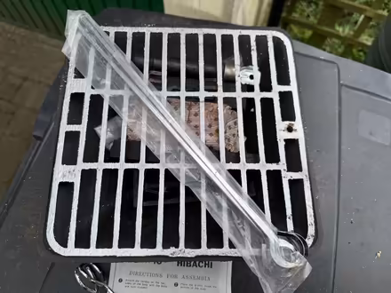 Photo of free Small Hibachi Cast Iron Barbecue (Chaddesden DE21) #2
