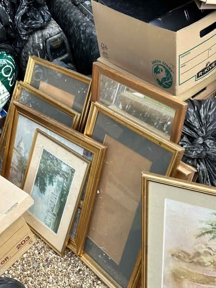 Photo of free Quantity of old gilt pictures and prints (Clifton OX15) #2