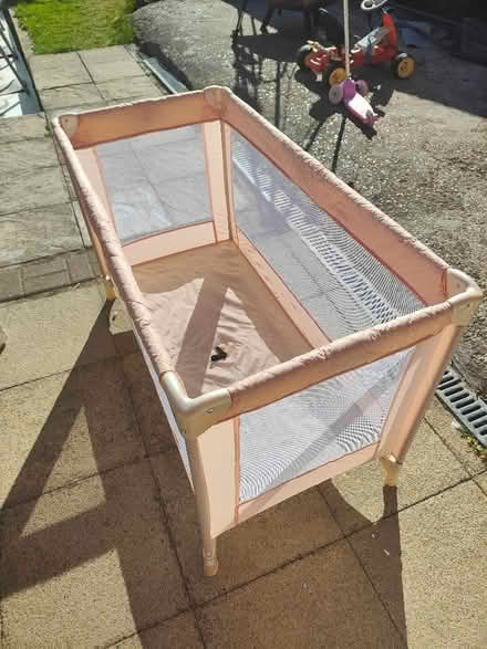 Photo of free Travel cot (Stoke Row RG8) #1