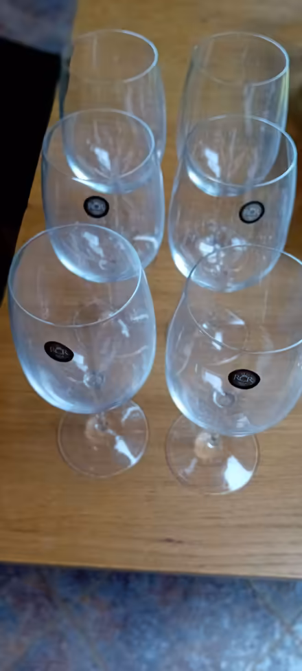 Photo of free 6 Large Wine Glasses - Italian (Hackney Cross WR13) #3