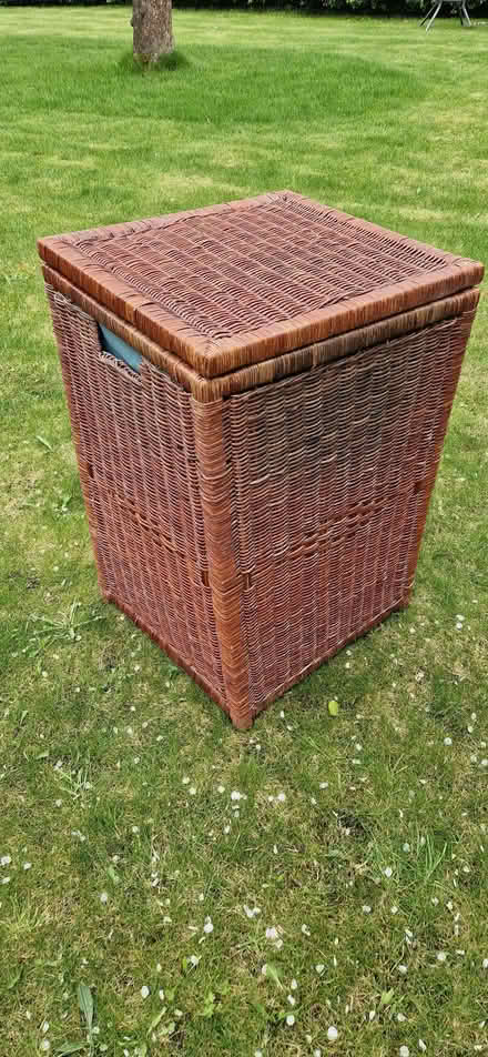Photo of free Rattan laundry basket and waste basket with lids WA3 (Culcheth WA3) #3