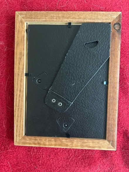 Photo of free Picture frame - small, 13x18cm (Shenley Fields B29) #2