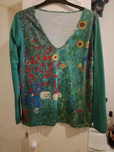 Photo of free Top (St Leonards TN38) #1