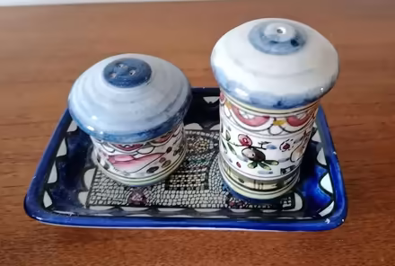 Photo of free Salt and pepper set (Deneside View DH2) #1