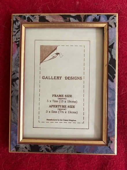 Photo of free Picture frame - small, 13x18cm (Shenley Fields B29) #1