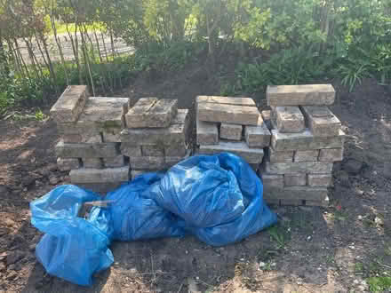 Photo of free 90 plus used garden wall bricks (Kenilworth CV8) #1
