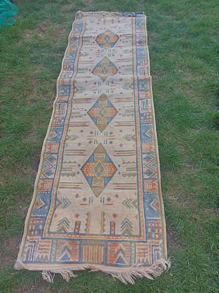 Photo of free Old runner rug (Rose Hill OX4) #1