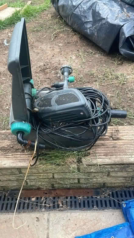 Photo of free Pond pump and filter (Paulsgrove PO6) #1