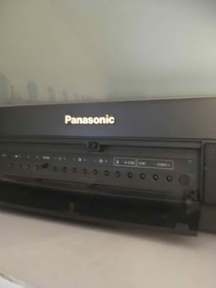 Photo of free Analogue Colour TV (Wilmslow SK9) #3