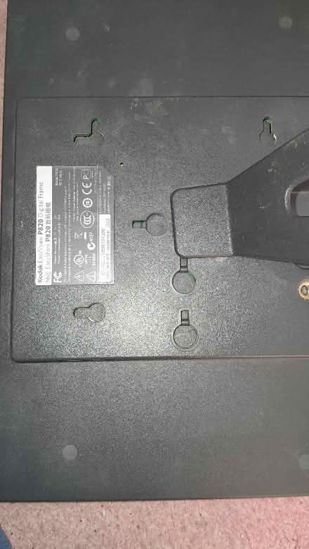 Photo of free Digital photo frame, no cable (Smiths Estate OX28) #2