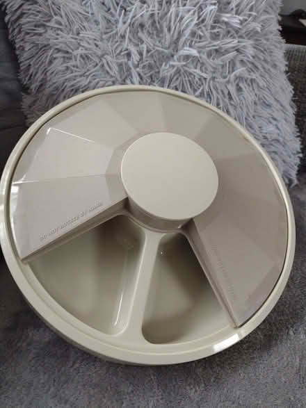 Photo of free Staywell clockwork Pet Feeder (Hatfield AL10) #2