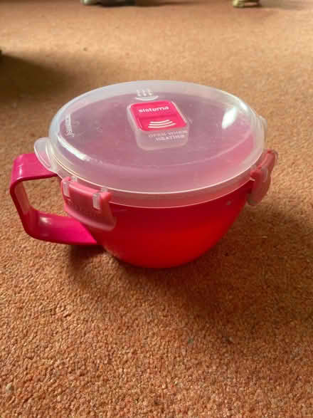 Photo of free Sistema microwave Tupperware (Marsh LA1) #1