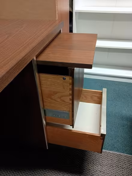 Photo of free Office desk – “L” shape (Yonge/Sheppard) #4