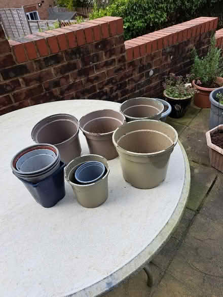 Photo of free Plant pots (Fox Hill RH16) #1