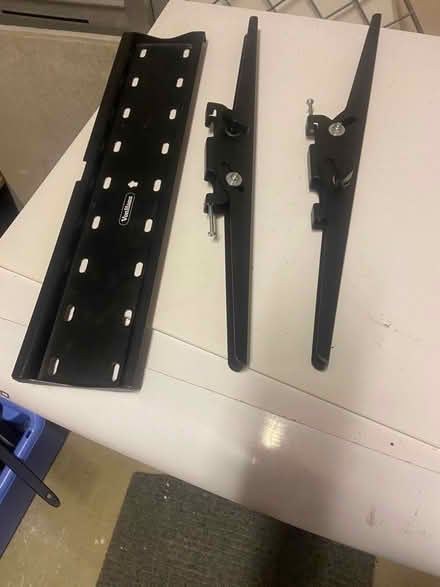 Photo of free TV Wall Mount (Bow Brickhill MK17) #1