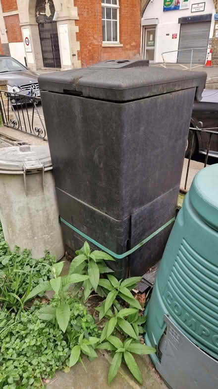 Photo of free 2 hot compost bins (Ravenscourt Park W6) #1