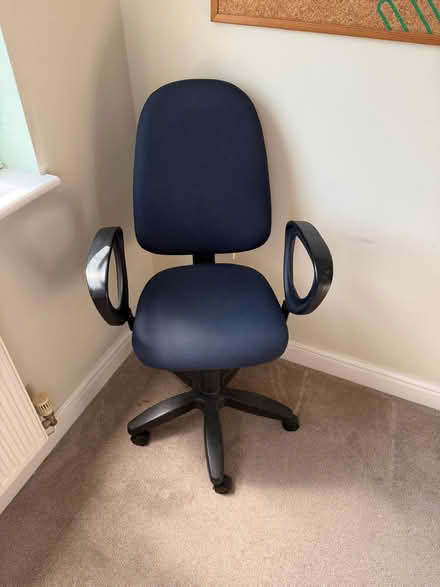 Photo of free Office chair (Ludlow SY8) #1