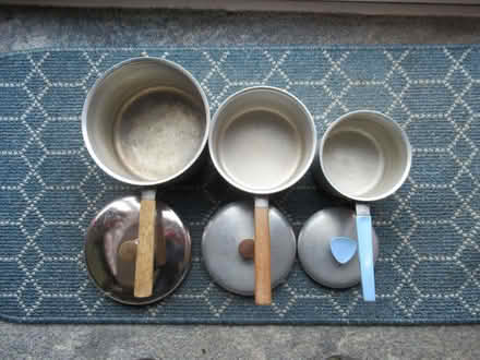Photo of free Aluminium Pans (Kelsall CW6) #1