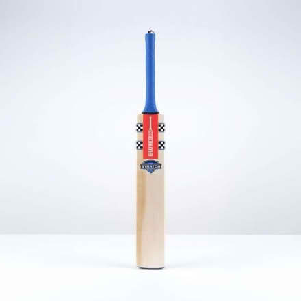 Photo of Cricket gear for 11 year old - bat, pads, gloves (North Town SL6) #1