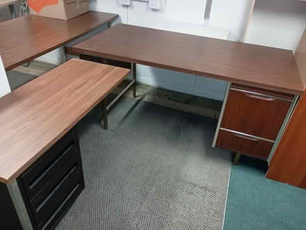 Photo of free Office desk – “L” shape (Yonge/Sheppard) #1
