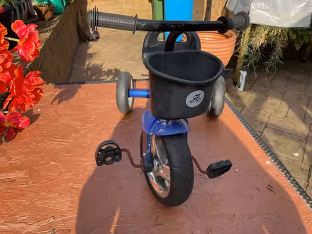 Photo of free Tricycle , toddler size (Middleton Junction OL9) #2