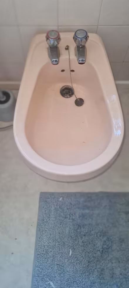 Photo of free Bidet with taps (West Bridgford NG2) #1