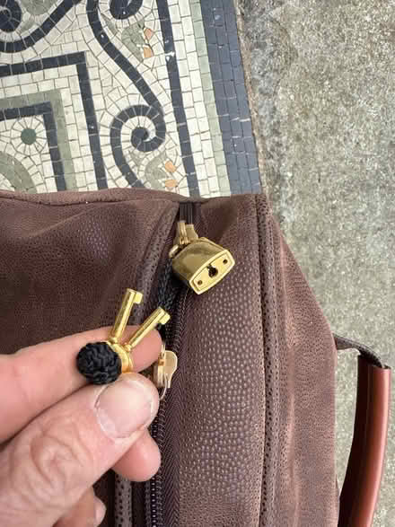 Photo of free Faux leather case with pull out handle Hardly used (Warden Hill GL51) #4