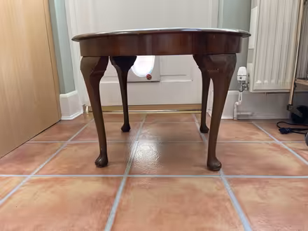 Photo of free Small circular table (Chingford Mount, E4) #2