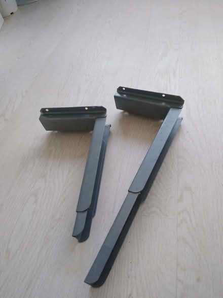 Photo of free Wall brackets (Lion Gate TW9) #2