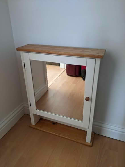Photo of free Wall hung Bathroom cabinet (Willen MK15) #1