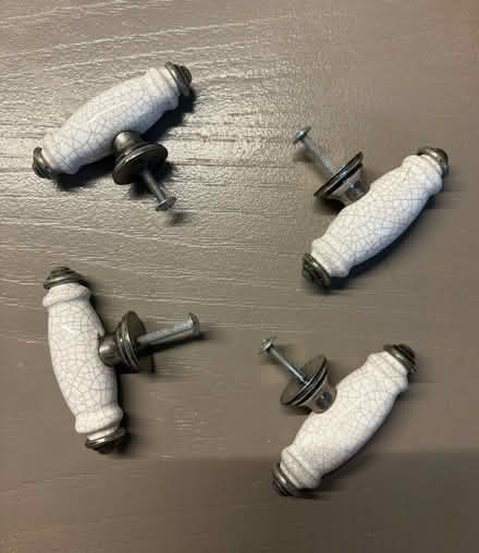 Photo of free Set of porcelain drawer pulls (Forest Gate E7) #1