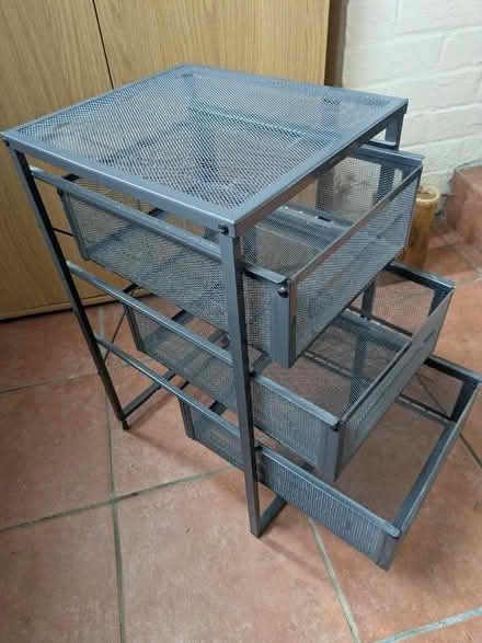 Photo of free Filing unit, 3 drawers (Bilton HG1) #1