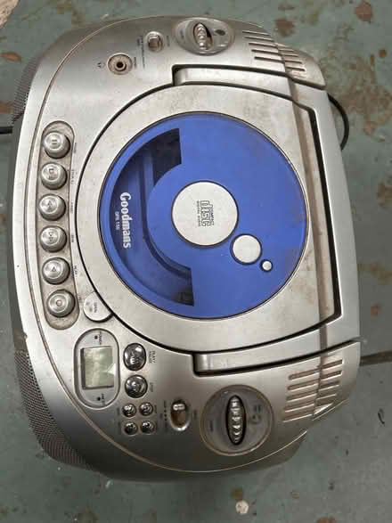 Photo of free CD radio (Oulton Broad NR32) #3