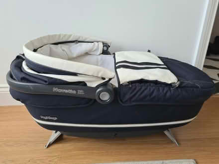 Photo of free Carry cot, baby bassinet (N15 next to Chestnuts Park) #3