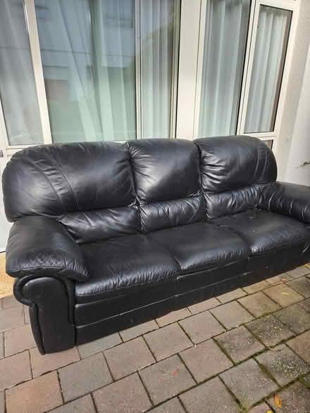 Photo of free Lounge suite (Maori Hill, Dunedin) #1