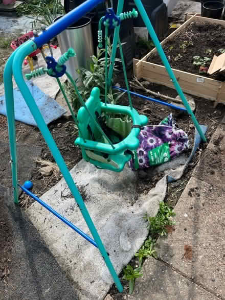 Photo of free Infant swing (Manor castle, S2) #2