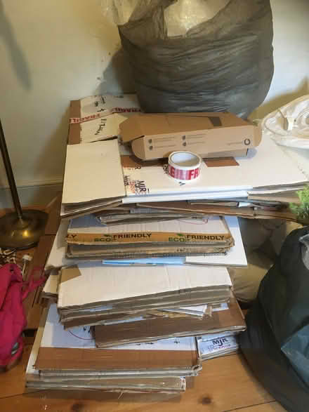 Photo of free Moving boxes and bubble wrap (Mynydd LLandegai LL57) #1