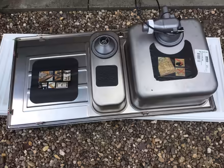 Photo of free Aluminium kitchen sink (Catton NR6) #2