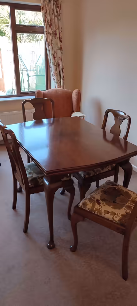 Photo of free Dark wood, double extender dining table + 4 chairs (Sigglesthorne HU11) #1