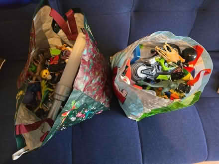 Photo of free 2 Bags of 5 to 7 Yr toys (Steeple Aston OX25) #1