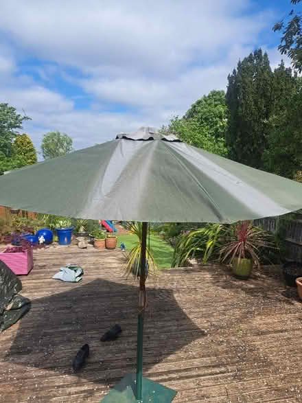 Photo of free Garden parasol (Botley OX2) #1