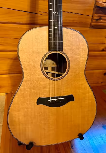 Photo of free acoustic guitar giveaway (brisbane) #2