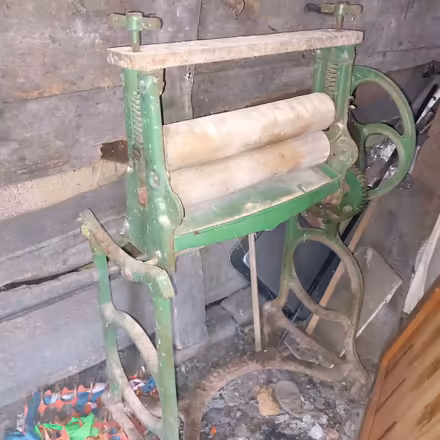 Photo of free Mangle (Ewelme OX10) #1